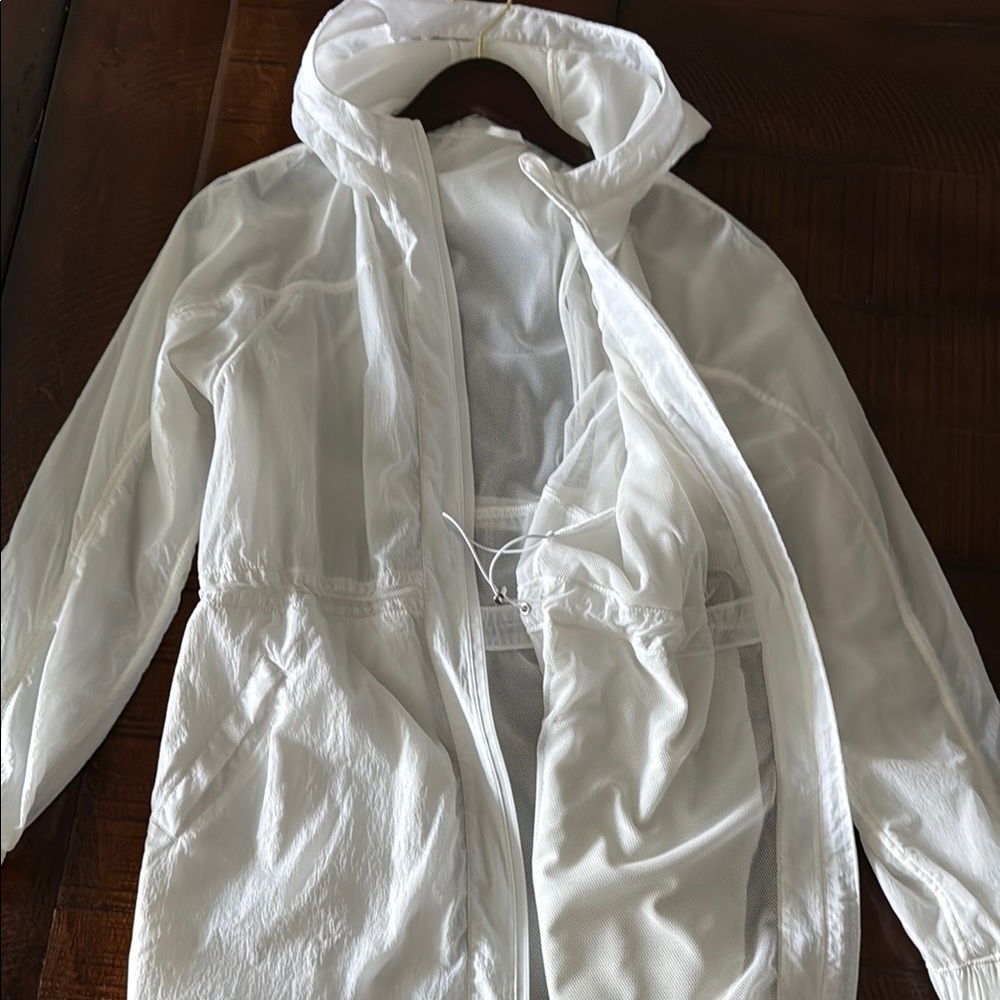Lululemon White Hooded Women's Jacket